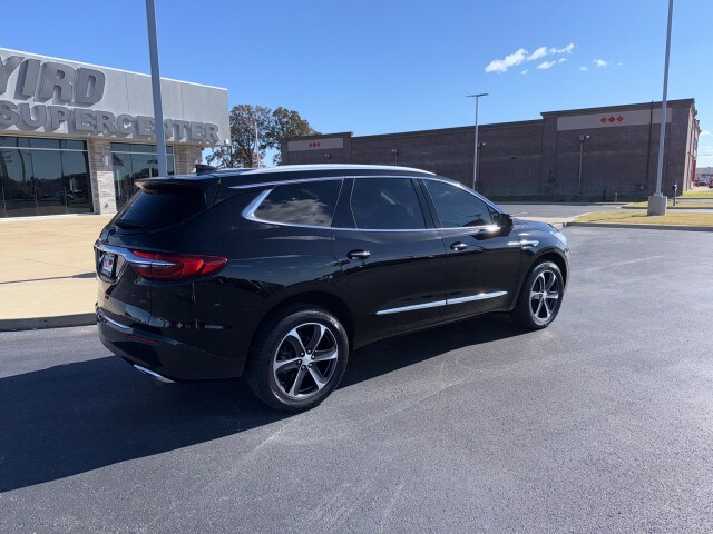 2020 Buick Enclave Essence photo 2