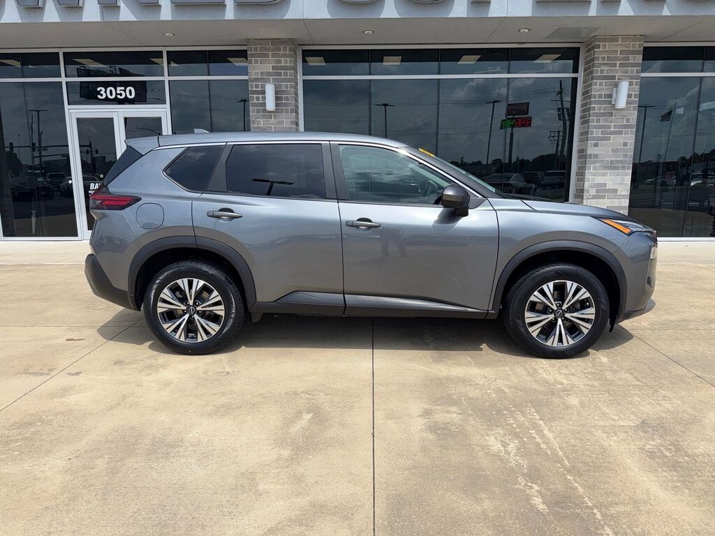 Used 2023 Nissan Rogue SV Sport Utility