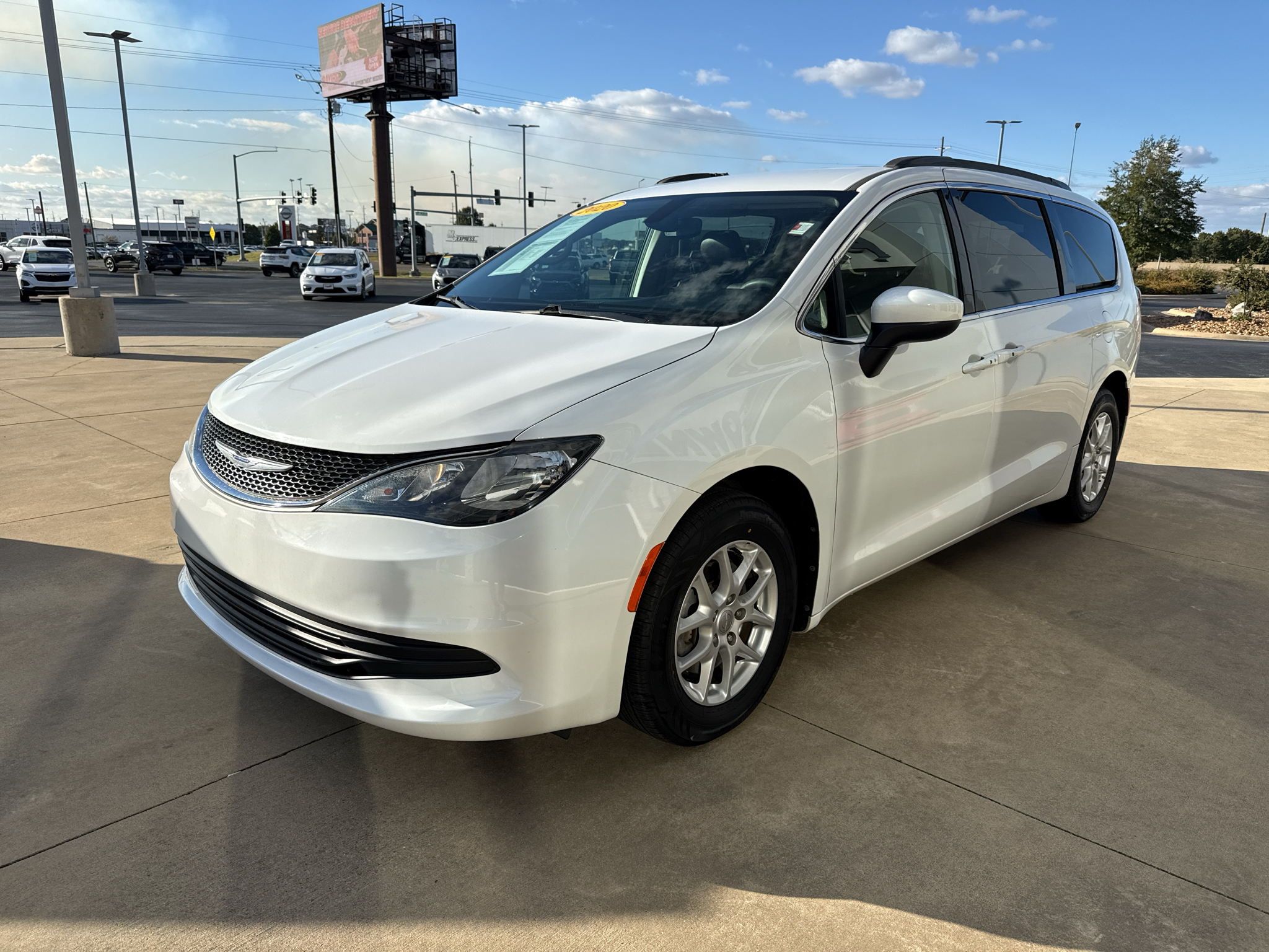 Used 2020 Chrysler Voyager LXI Passenger Van