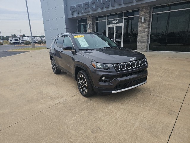 2022 Jeep Compass Limited photo 2
