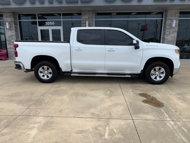 2023 Chevrolet Silverado 1500's photo