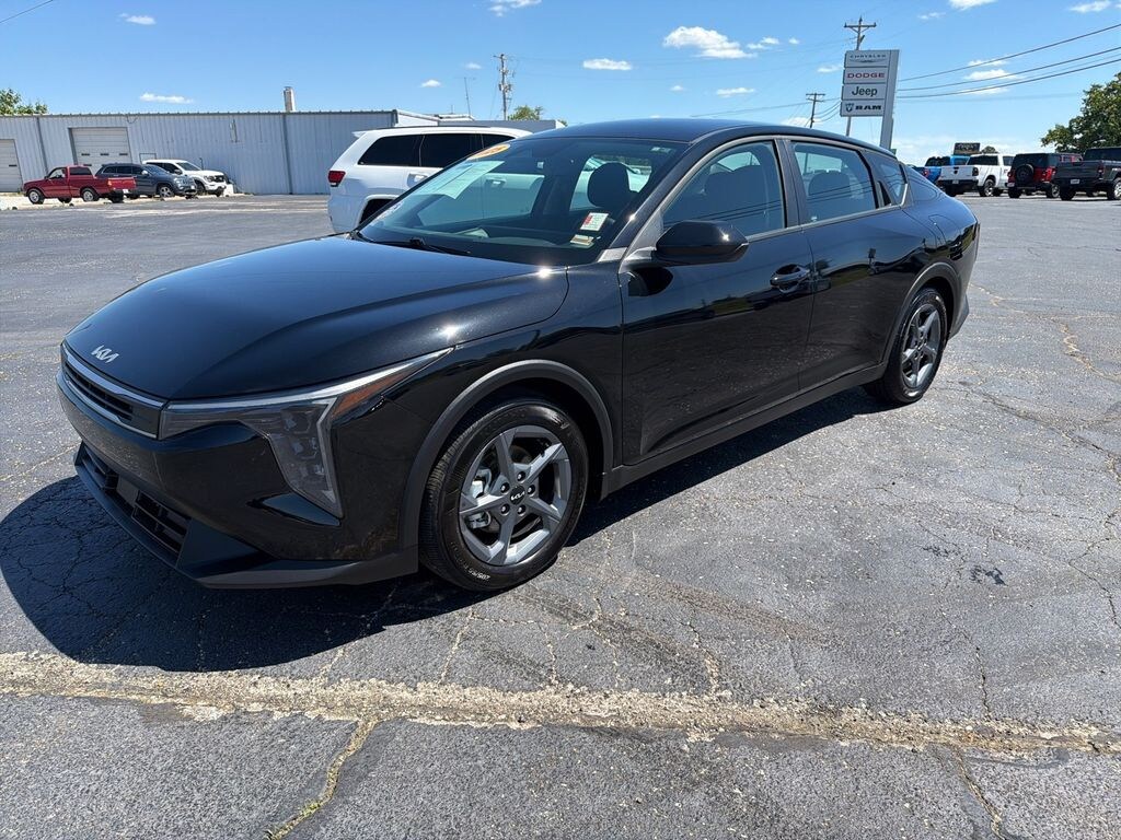 Used 2025 Kia K4 LXS Sedan