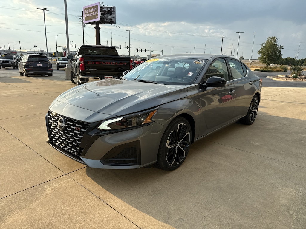 Used 2026 Nissan Altima SR Sedan