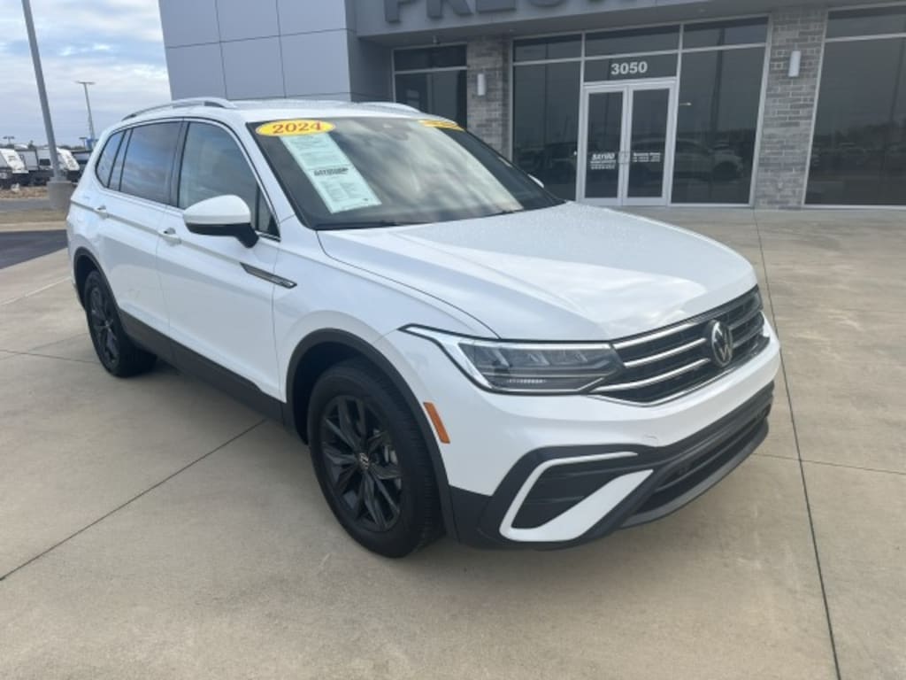 Used 2024 Volkswagen Tiguan SE SUV