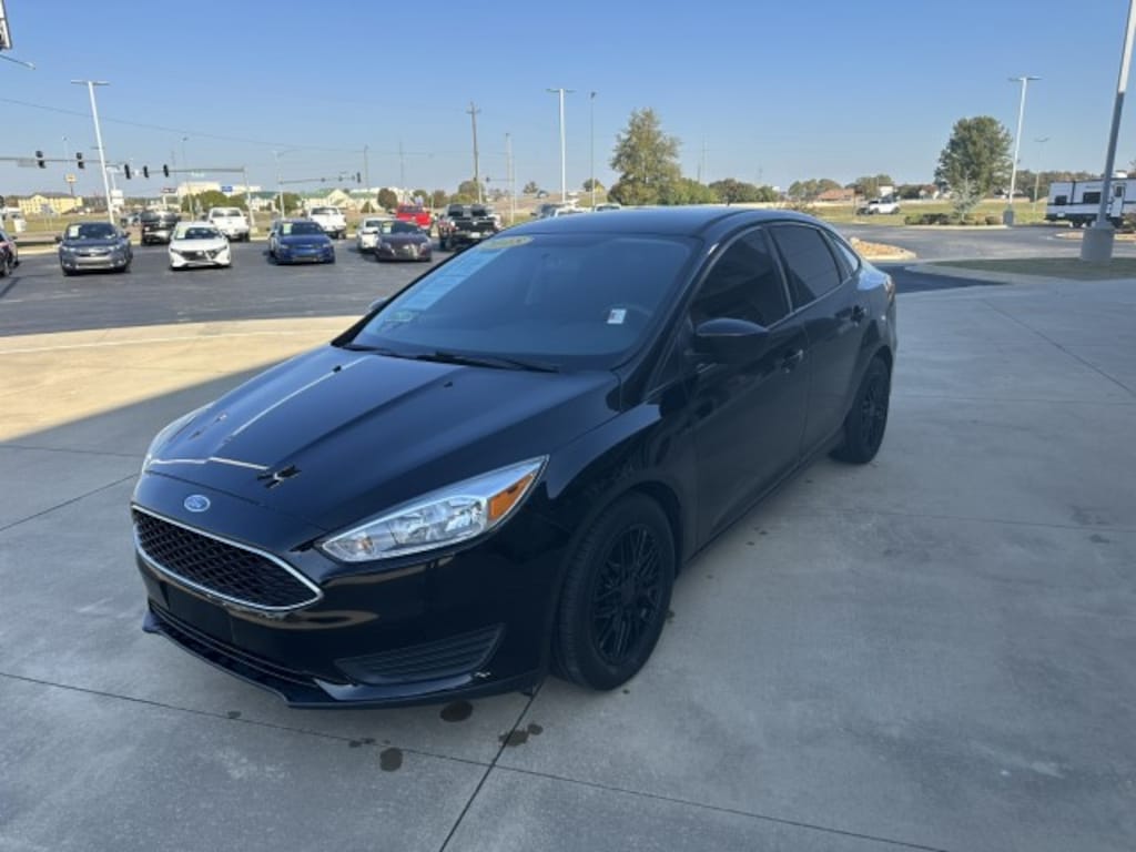 Used 2018 Ford Focus SE Sedan