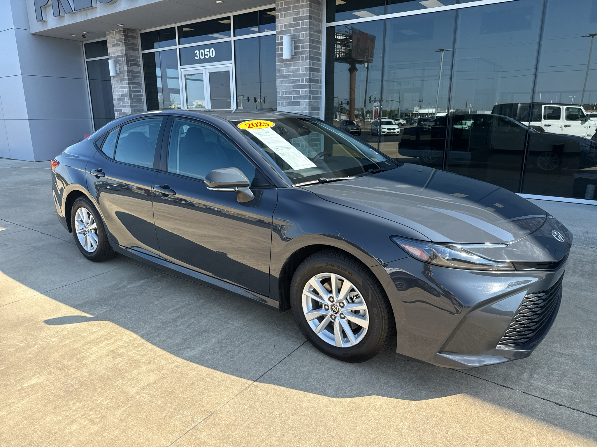  Toyota Camry Hybrid