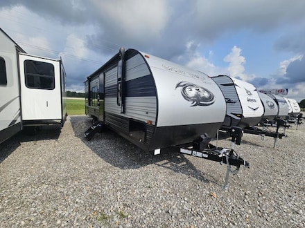 2022 Cherokee Trailers Grey Wolf 26DJSE Camping RV