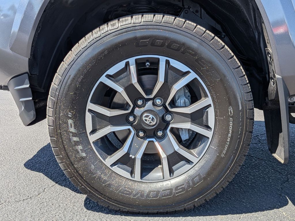 2020 Toyota Tacoma TRD Sport - Photo 21
