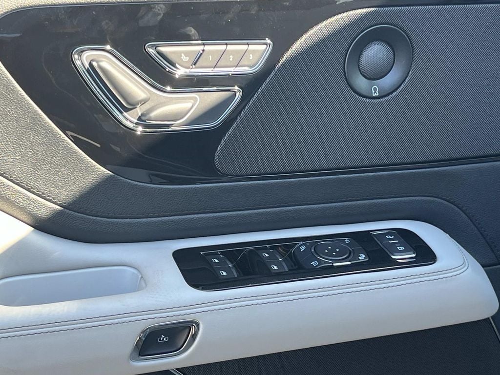 2026 Lincoln Aviator Premiere - Photo 10