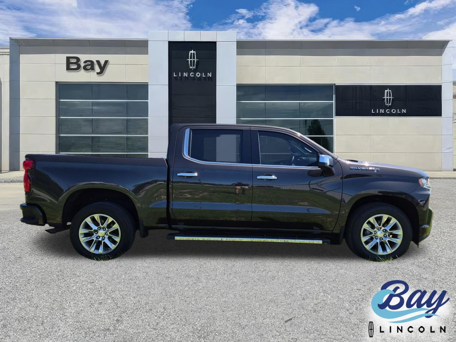 2021 Chevrolet Silverado 1500 LTZ - Photo 4