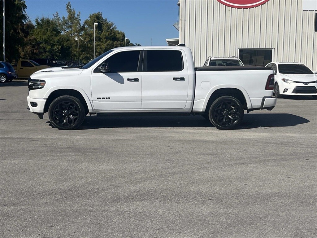 2023 Ram 1500 Limited photo 2