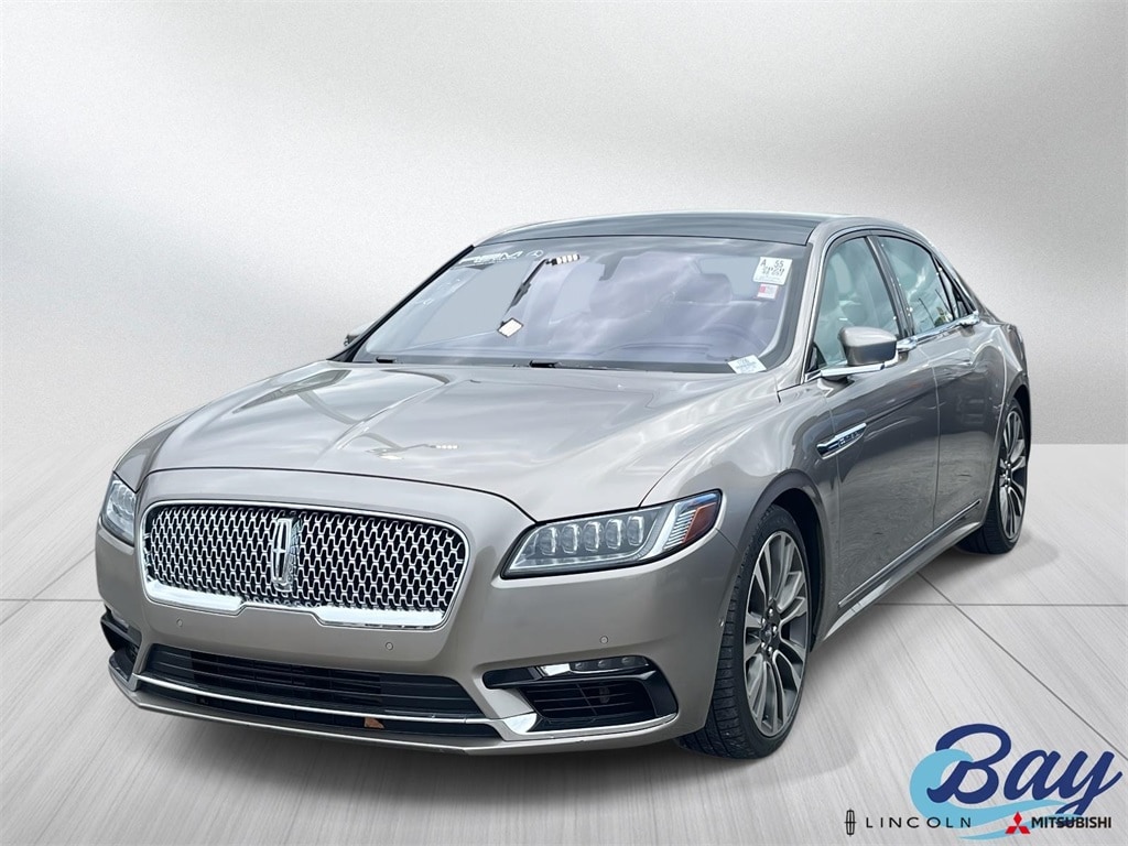 2020 Lincoln Continental Reserve's photo