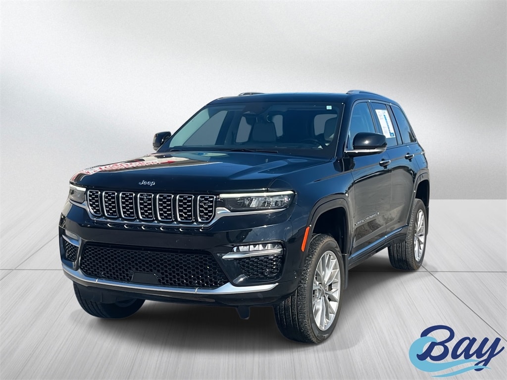 2022 Jeep Grand Cherokee Summit's photo
