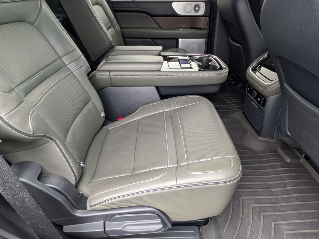2022 Lincoln Navigator Black Label - Photo 19