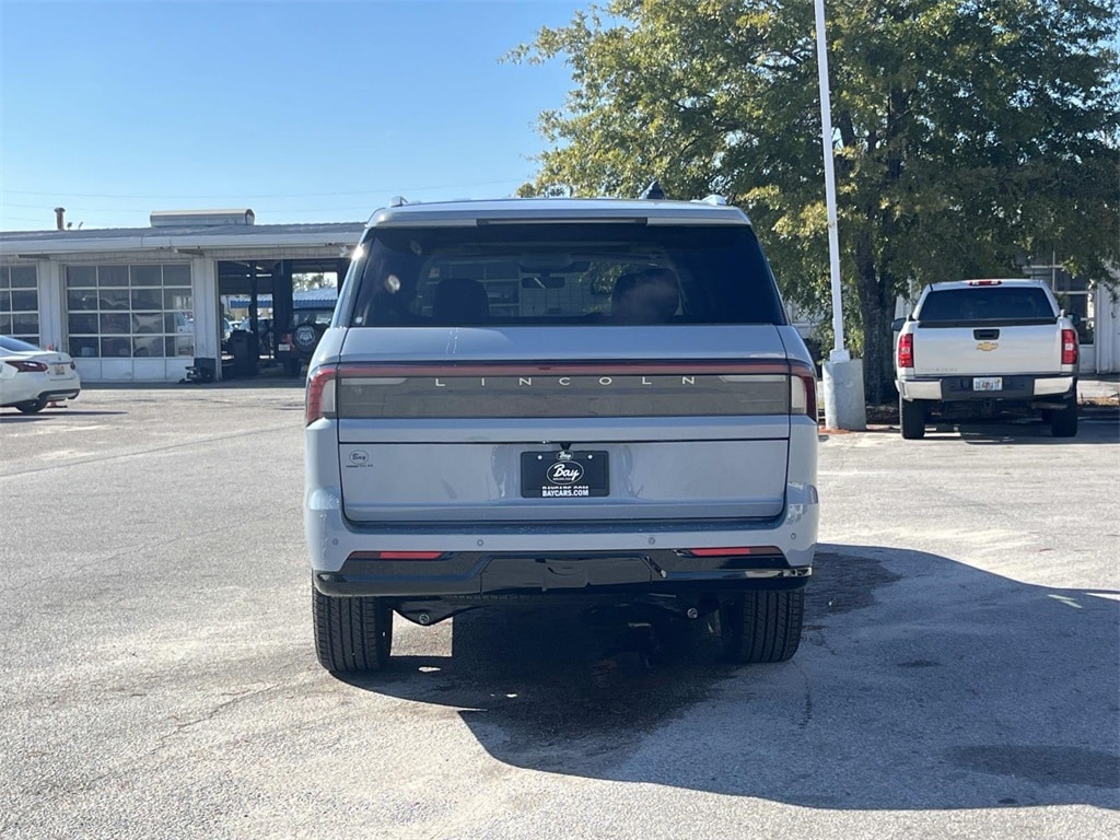 New 2025 Lincoln Navigator L Reserve SUV