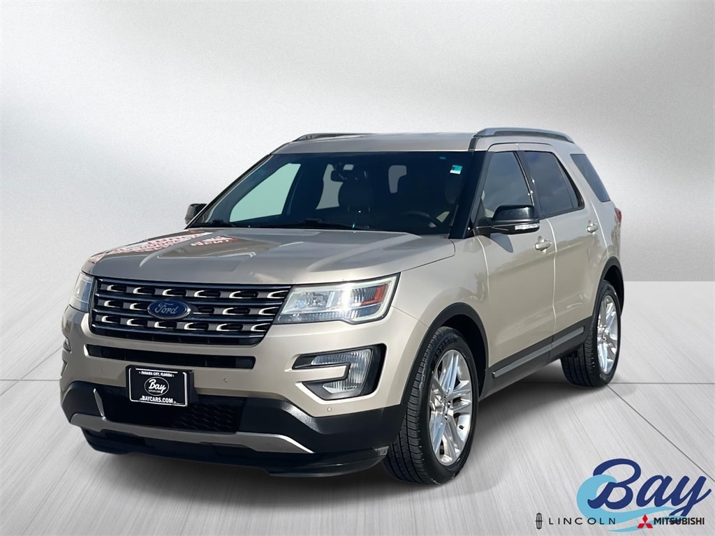 2017 Ford Explorer XLT's photo