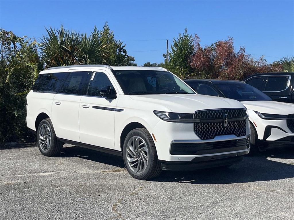 New 2025 Lincoln Navigator L Reserve SUV