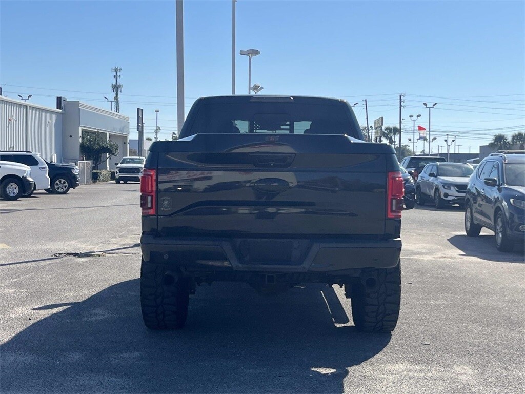 2015 Ford F-150 Lariat photo 3