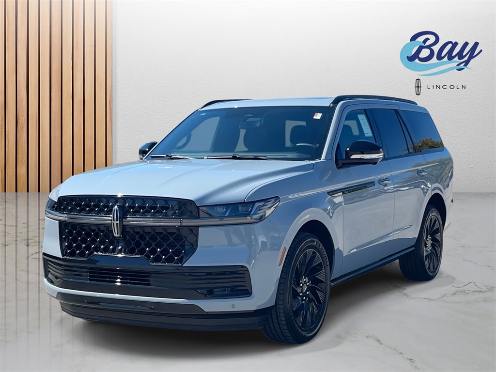 2025 Lincoln Navigator Reserve's photo