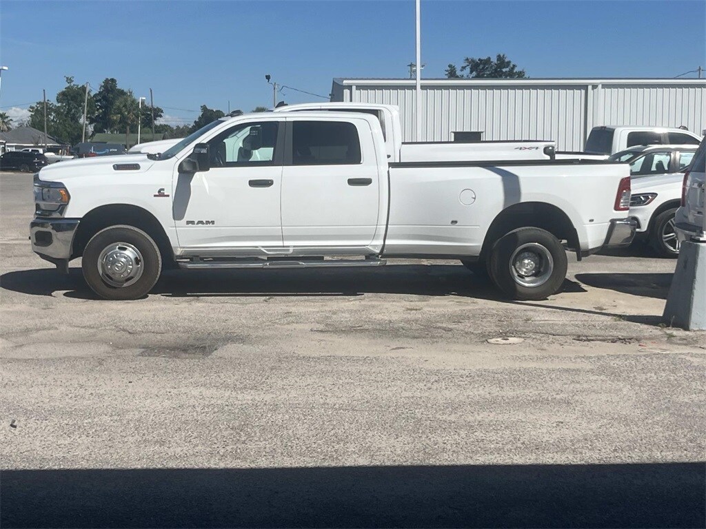 2024 Ram 3500 Big Horn photo 2