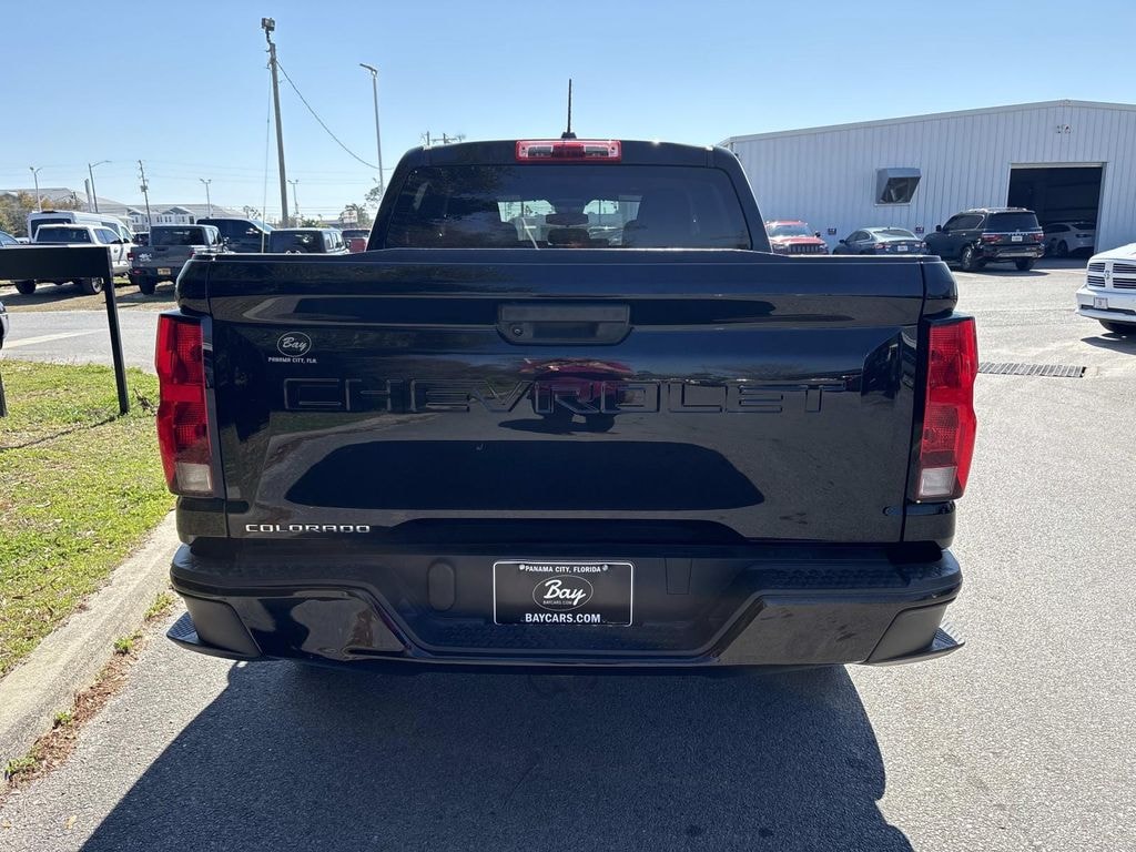 Used 2024 Chevrolet Colorado WT Truck Crew Cab