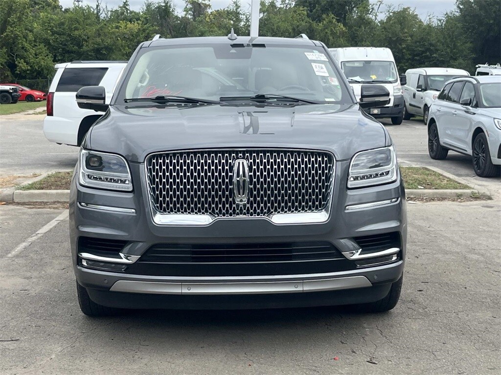 2021 Lincoln Navigator Reserve photo 2
