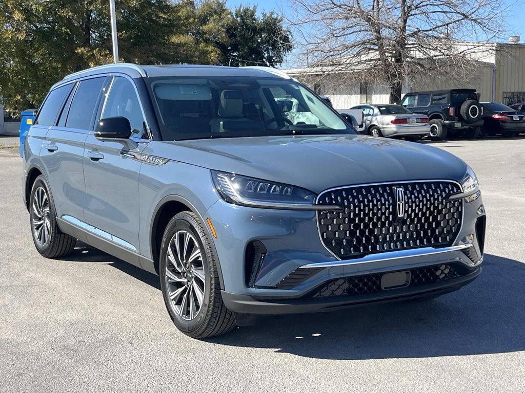 2026 Lincoln Aviator Premiere - Photo 6