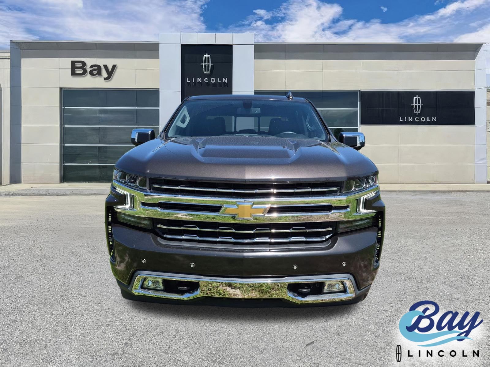 2021 Chevrolet Silverado 1500 LTZ - Photo 2