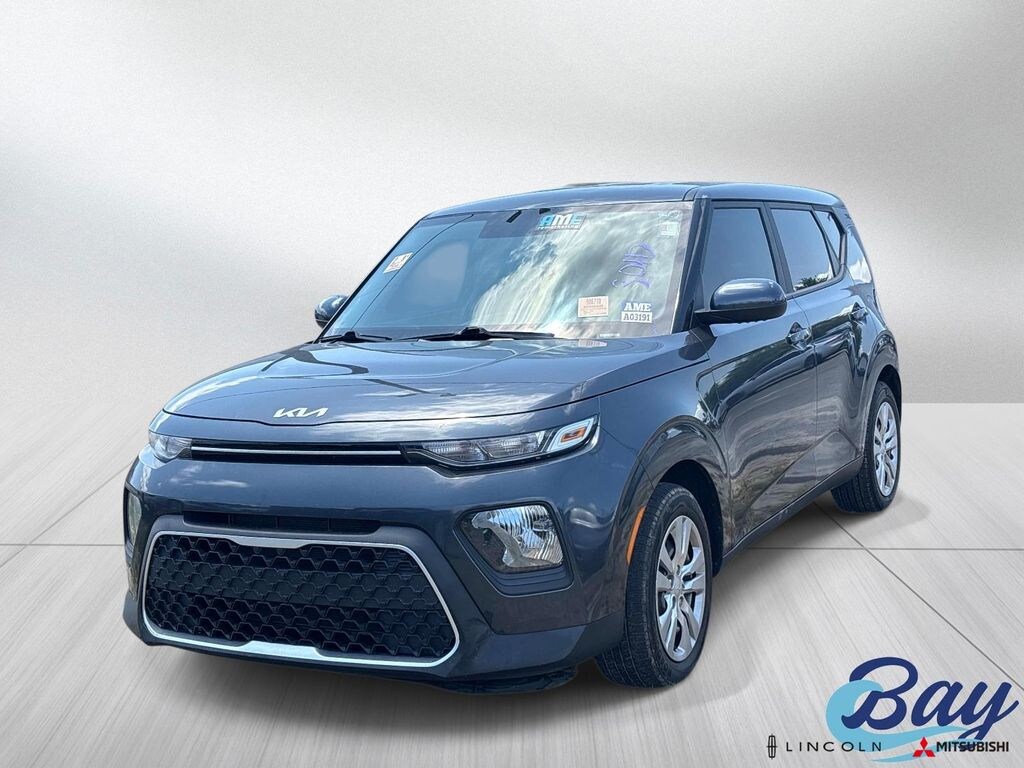 Used 2022 Kia Soul LX Hatchback