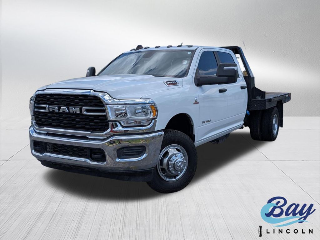 2024 RAM 3500 SLT 4X4 Crew Cab's photo
