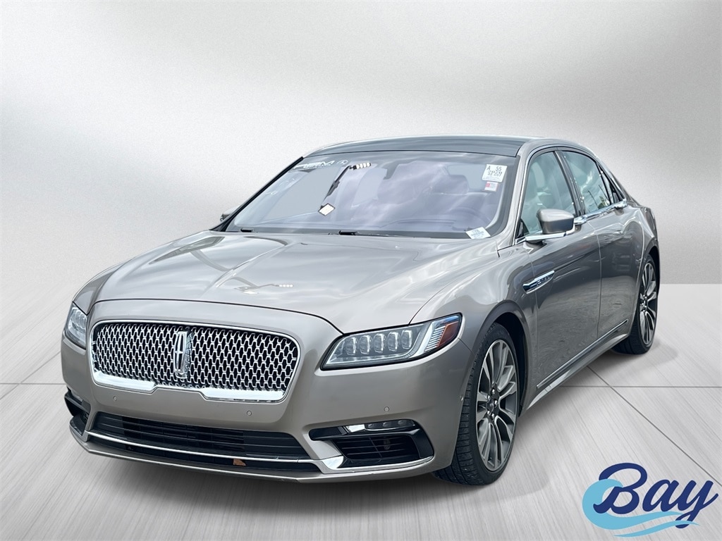 2020 Lincoln Continental Reserve's photo