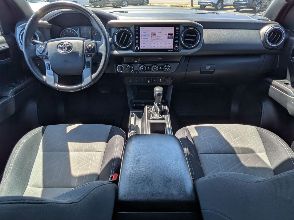 2020 Toyota Tacoma TRD Sport - Photo 16