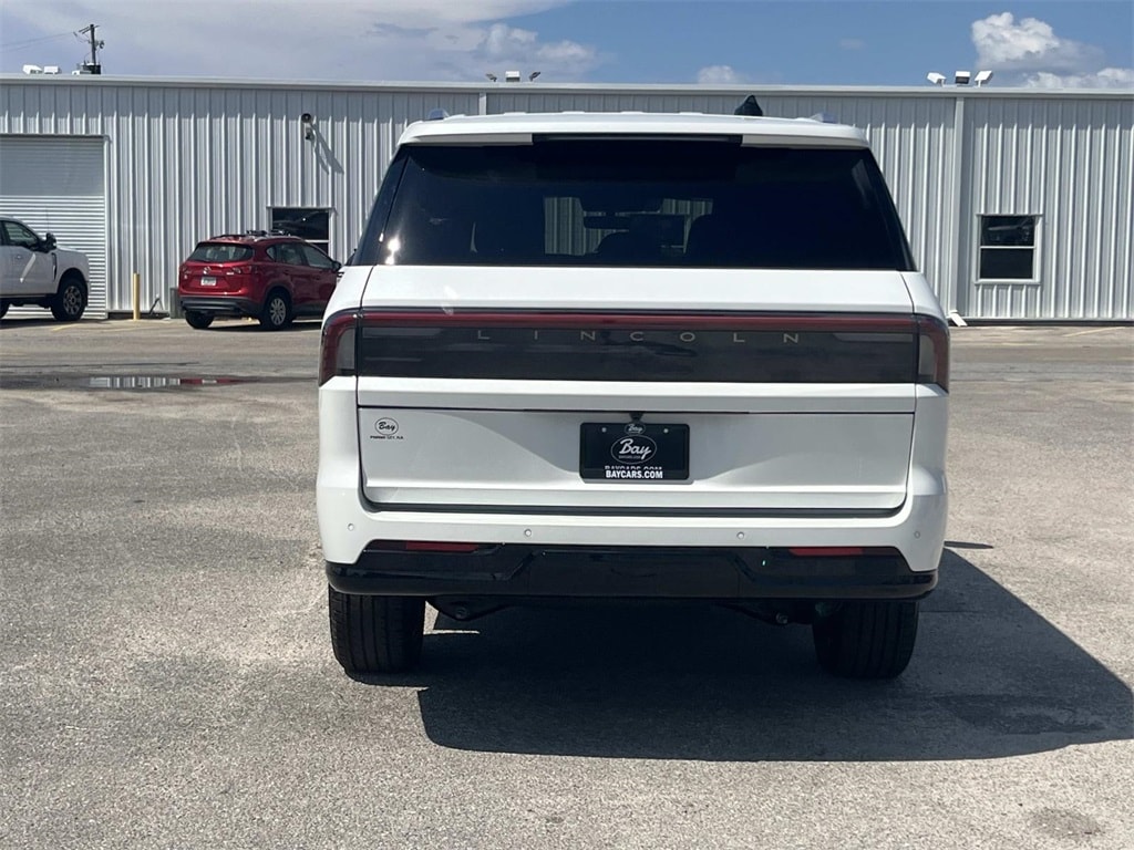 New 2025 Lincoln Navigator L Reserve SUV