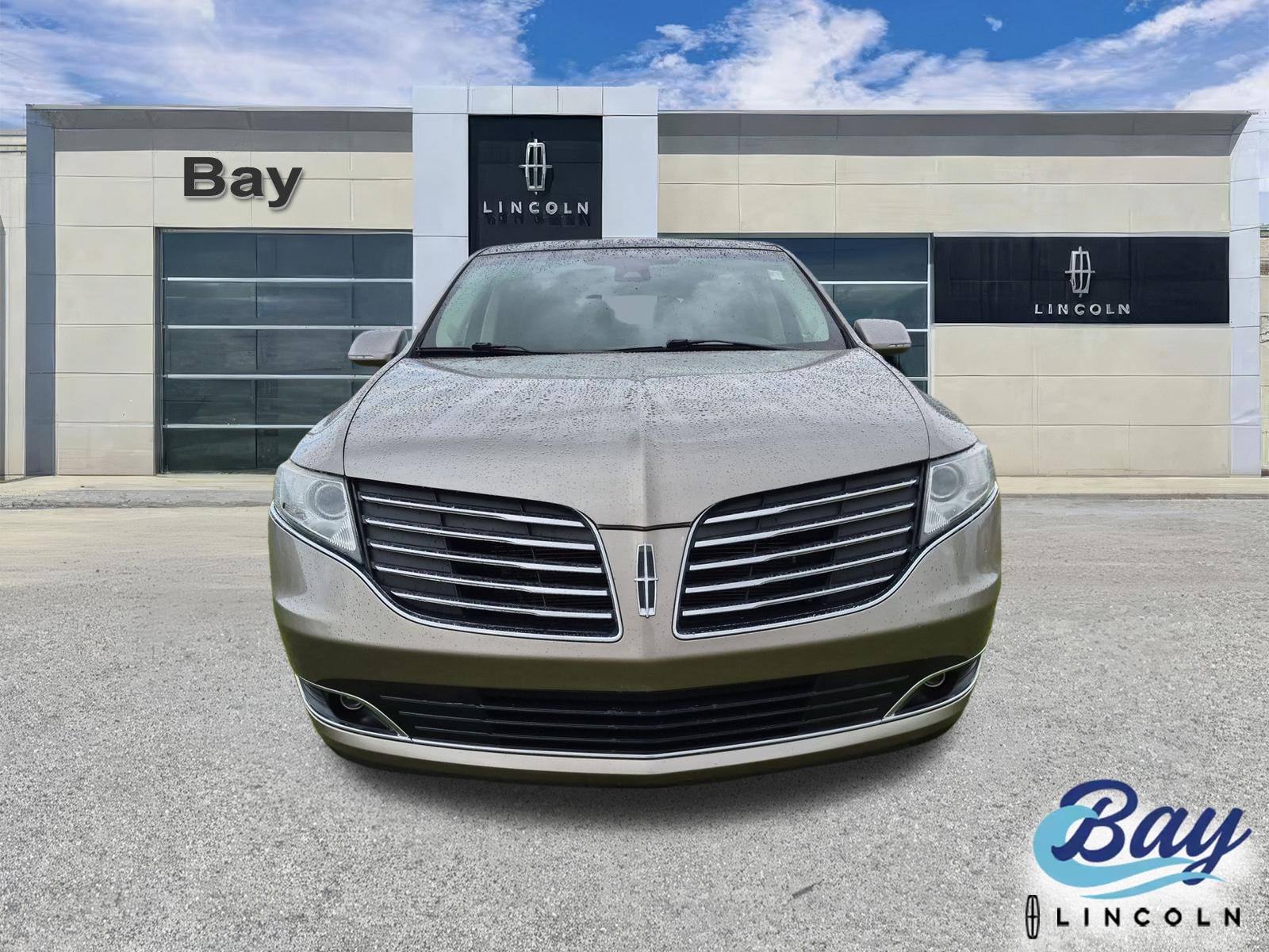 Used 2018 Lincoln MKT Reserve with VIN 2LMHJ5AT7JBL00009 for sale in Panama City, FL