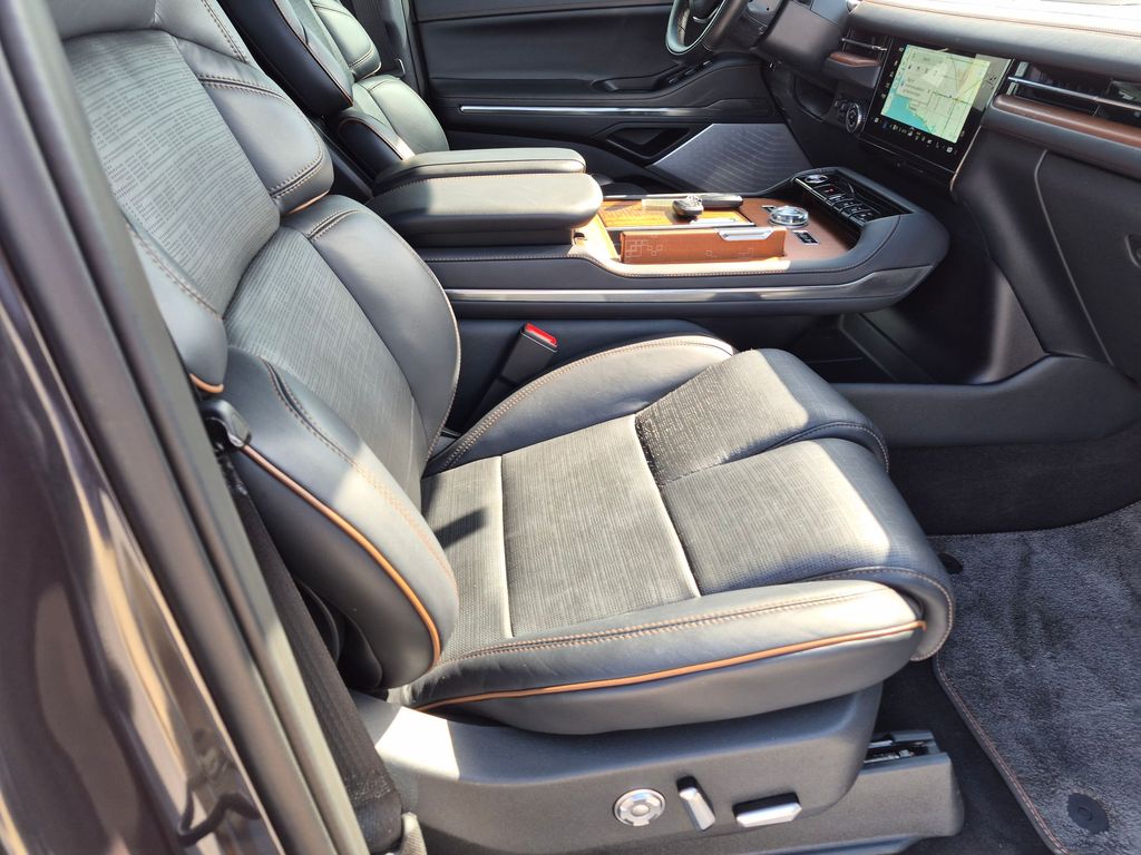 2025 Lincoln Navigator Black Label - Photo 19