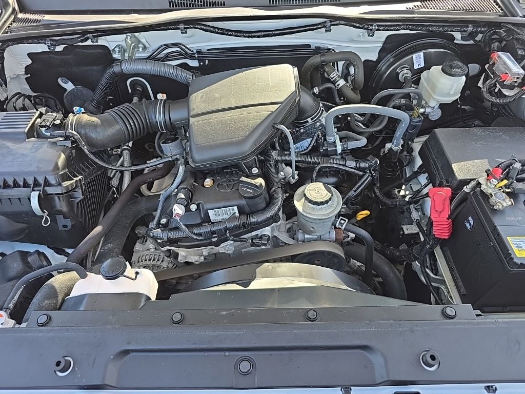 2022 Toyota Tacoma SR - Photo 10