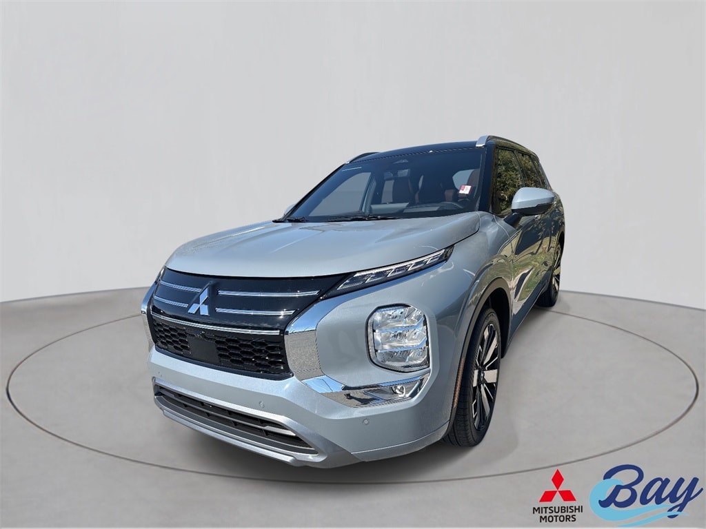 2026 Mitsubishi Outlander SEL FWD's photo