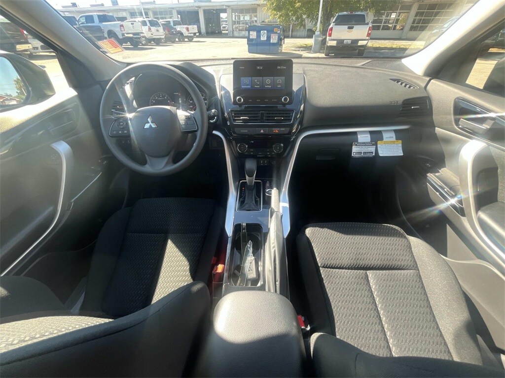 2026 Mitsubishi Eclipse Cross LE - Photo 18