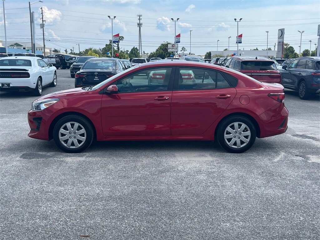 2022 Kia Rio S photo 2