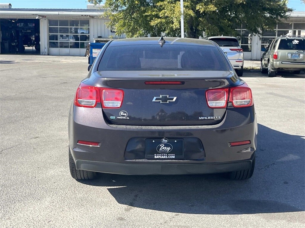 2015 Chevrolet Malibu 1LT photo 4