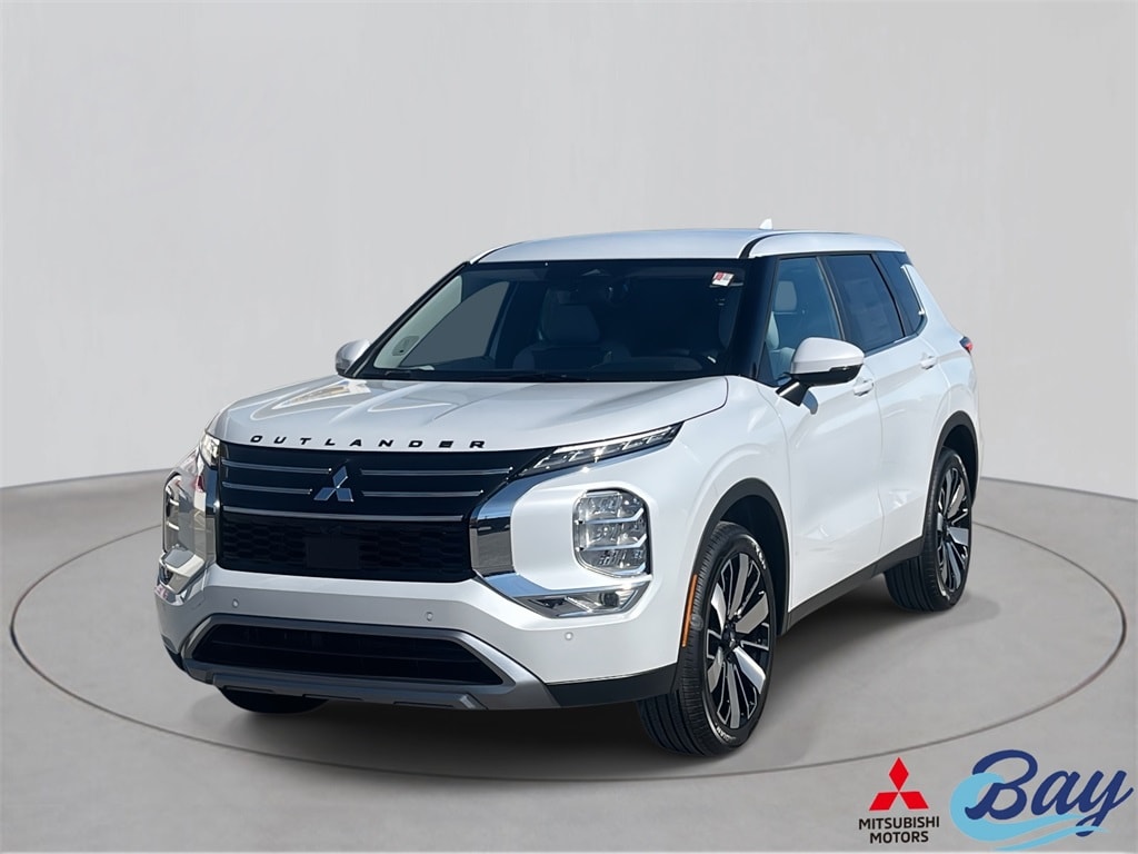 2025 Mitsubishi Outlander SE's photo