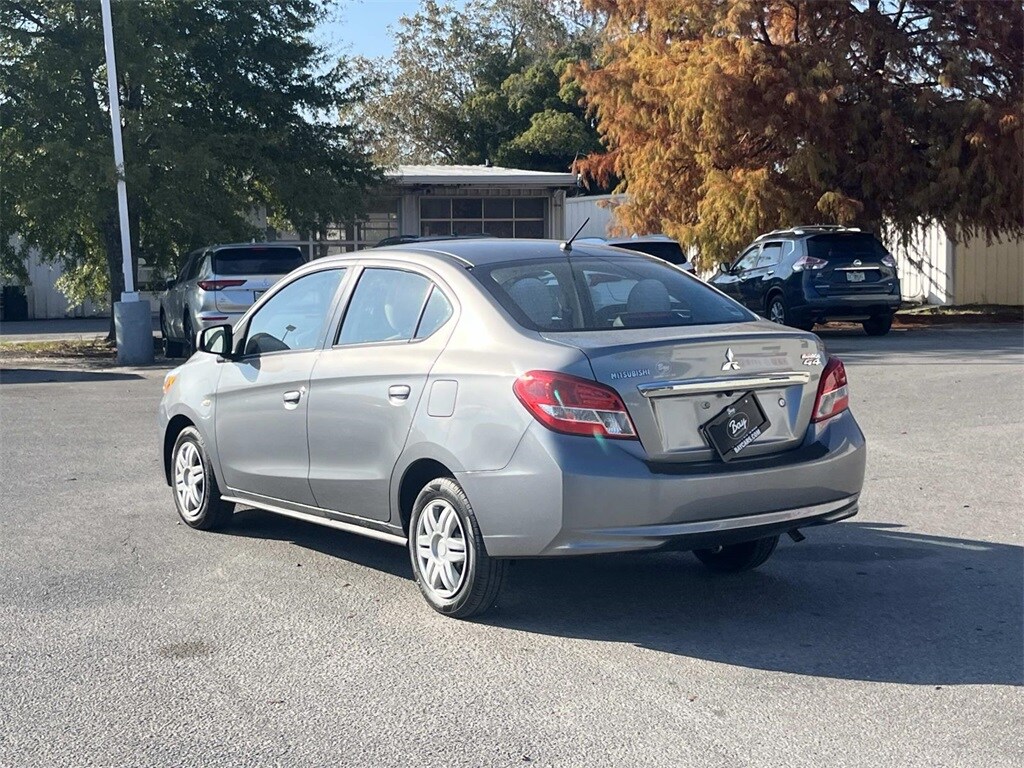 2019 Mitsubishi Mirage G4 ES photo 3