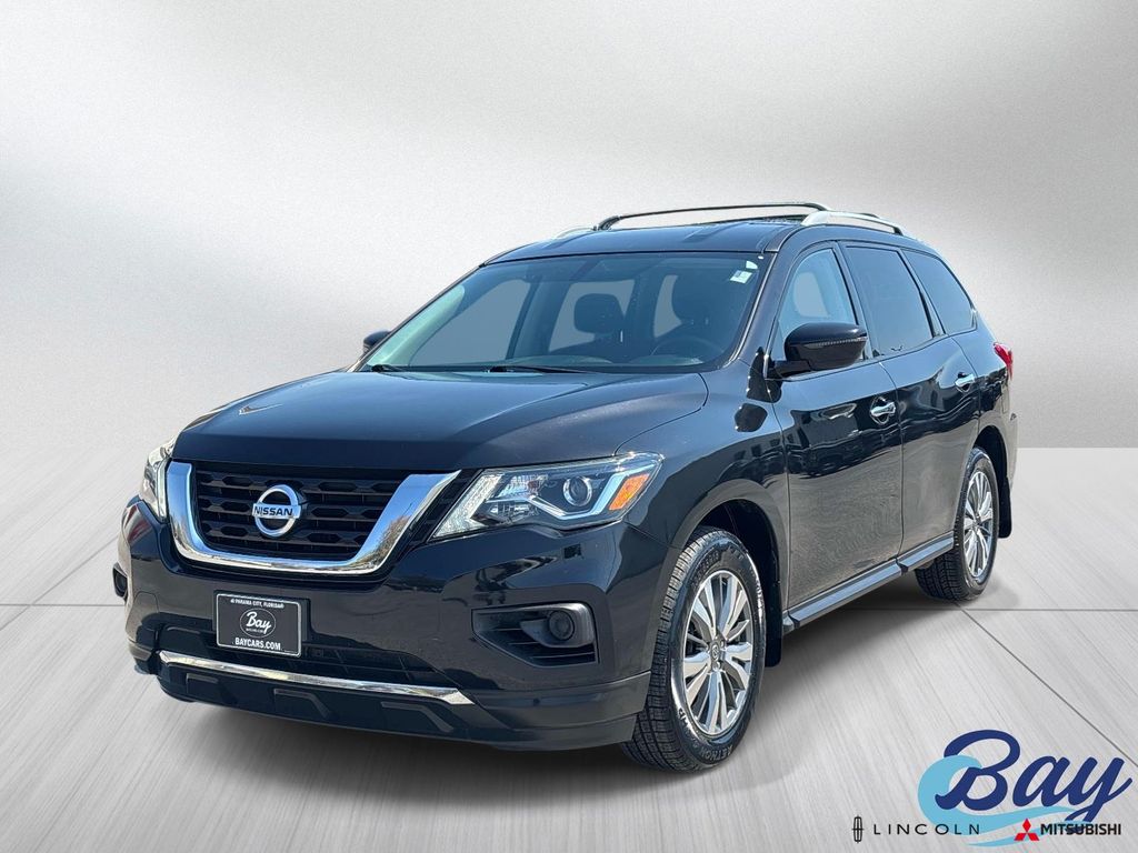 2020 Nissan Pathfinder S