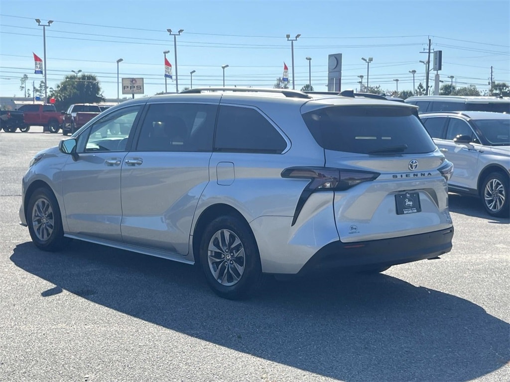 Used 2024 Toyota Sienna XLE Van Passenger Van