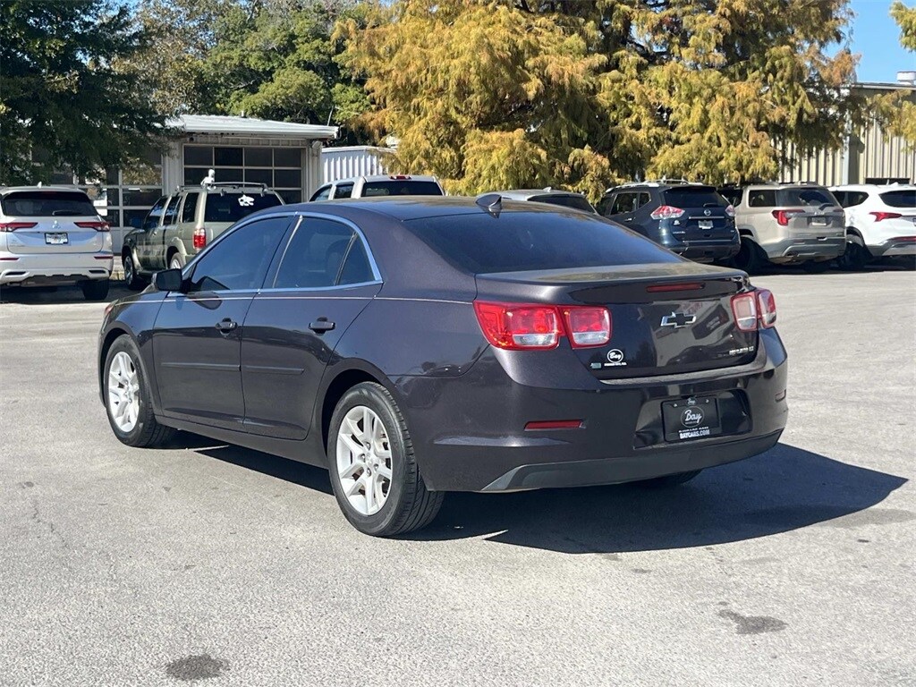 2015 Chevrolet Malibu 1LT photo 3