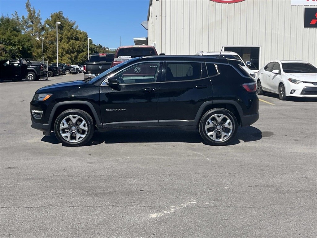 2020 Jeep Compass Limited photo 2