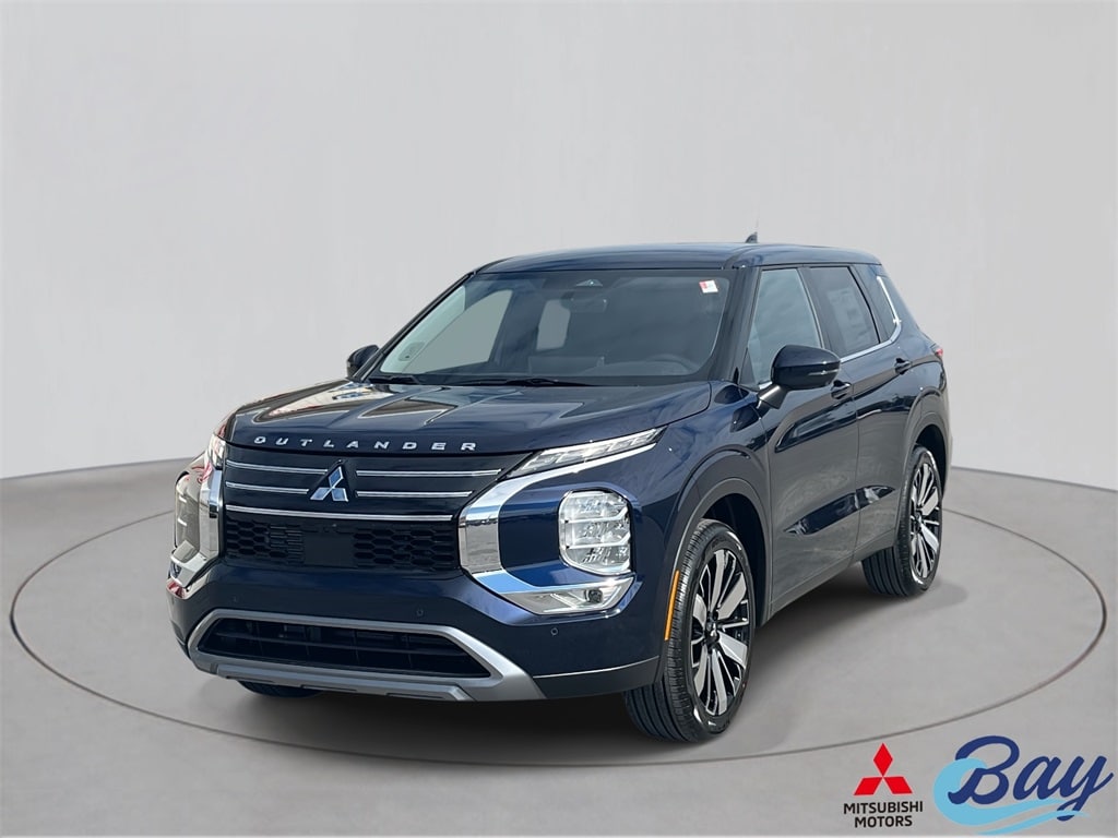 2026 Mitsubishi Outlander SE's photo