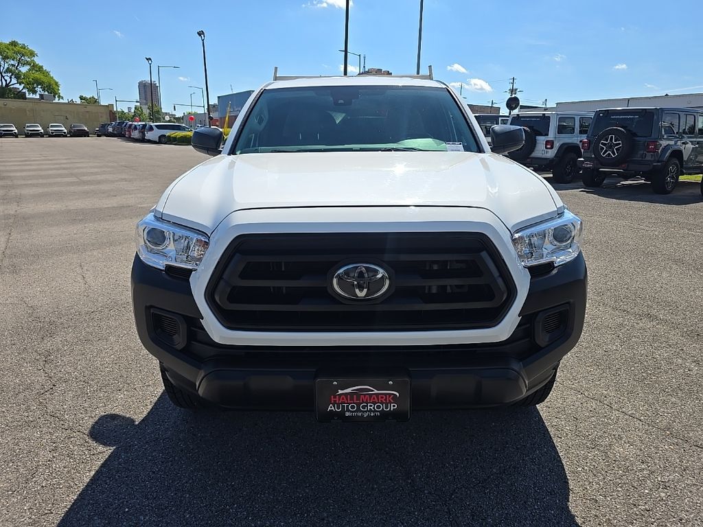 2022 Toyota Tacoma SR - Photo 8