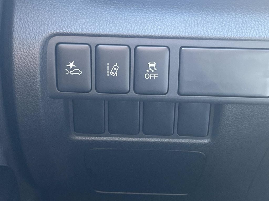 2026 Mitsubishi Eclipse Cross LE - Photo 29