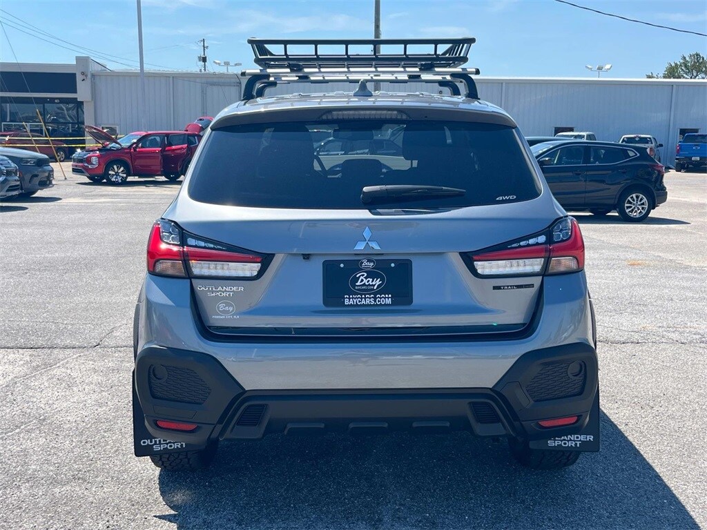 2025 Mitsubishi Outlander Sport ES SE LE photo 2